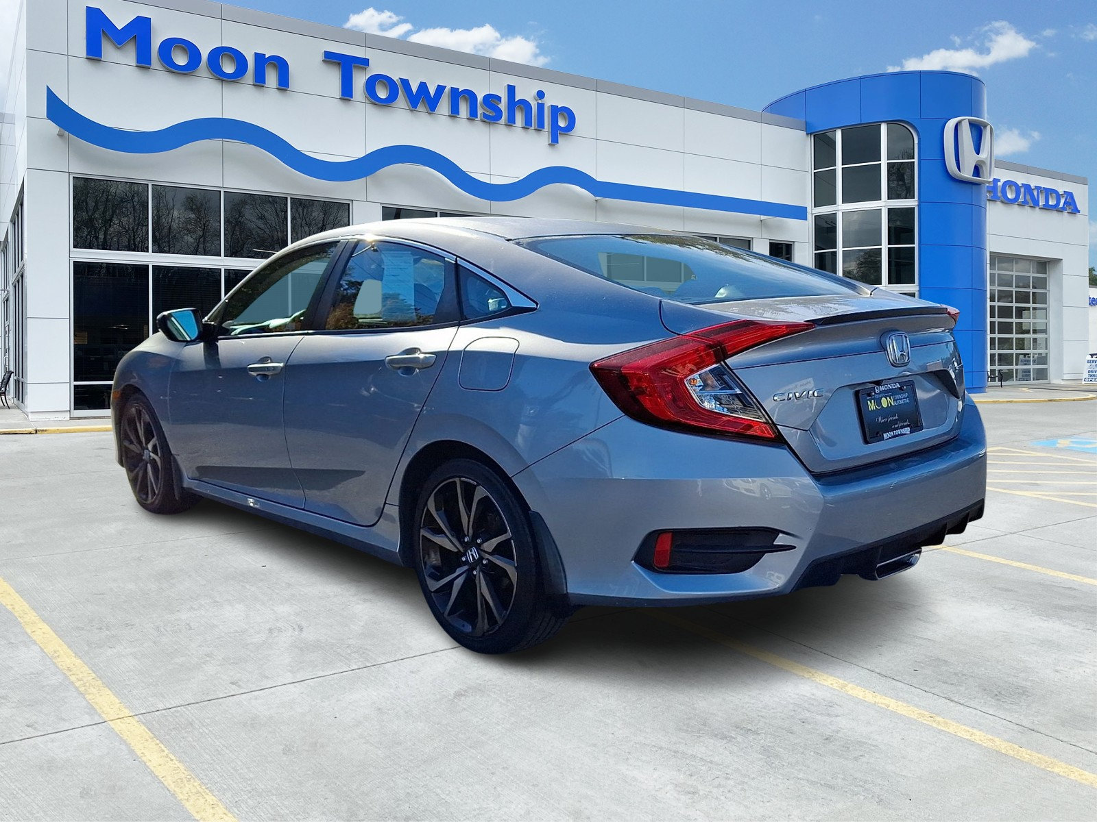 Used 2019 Honda Civic Sport image 4
