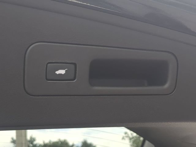 Used 2018 Acura MDX FWD image 15