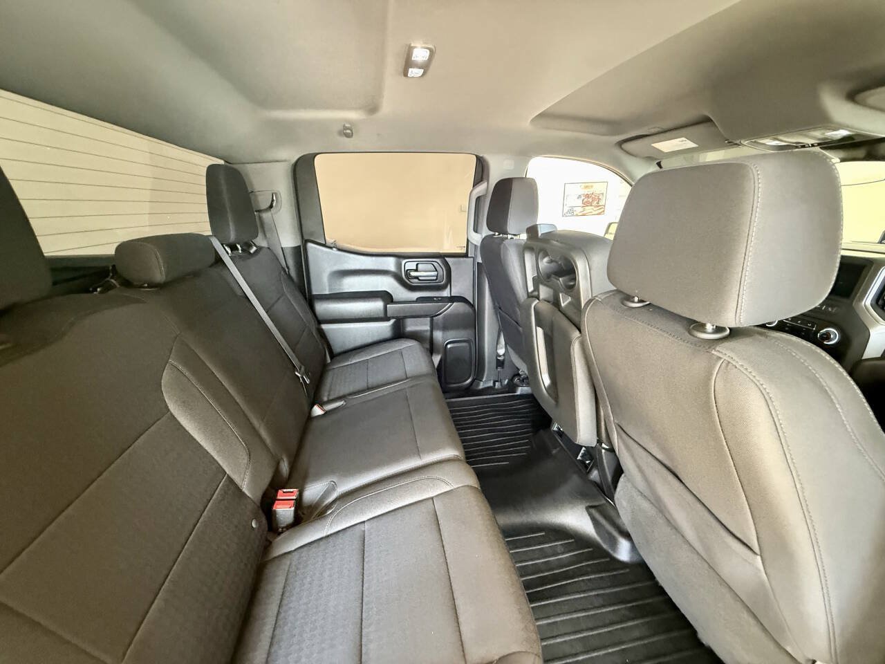 Used 2023 Chevrolet Silverado 1500 Custom AWD/4WD image 19