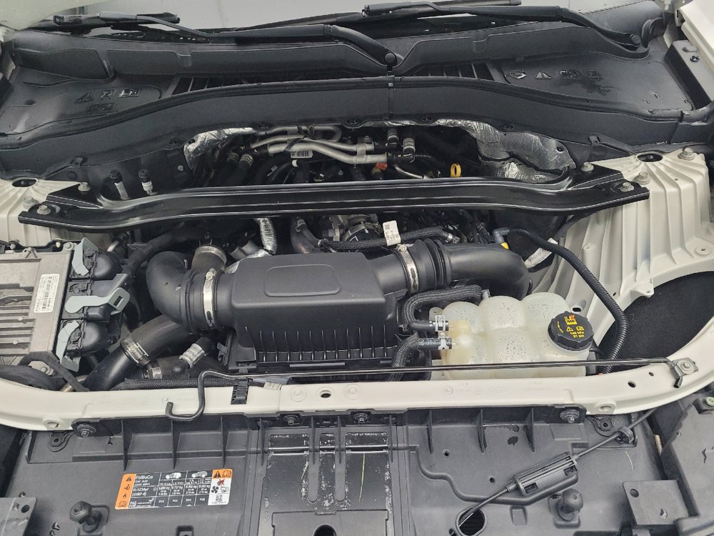 Used 2020 Ford Explorer Platinum AWD/4WD image 30