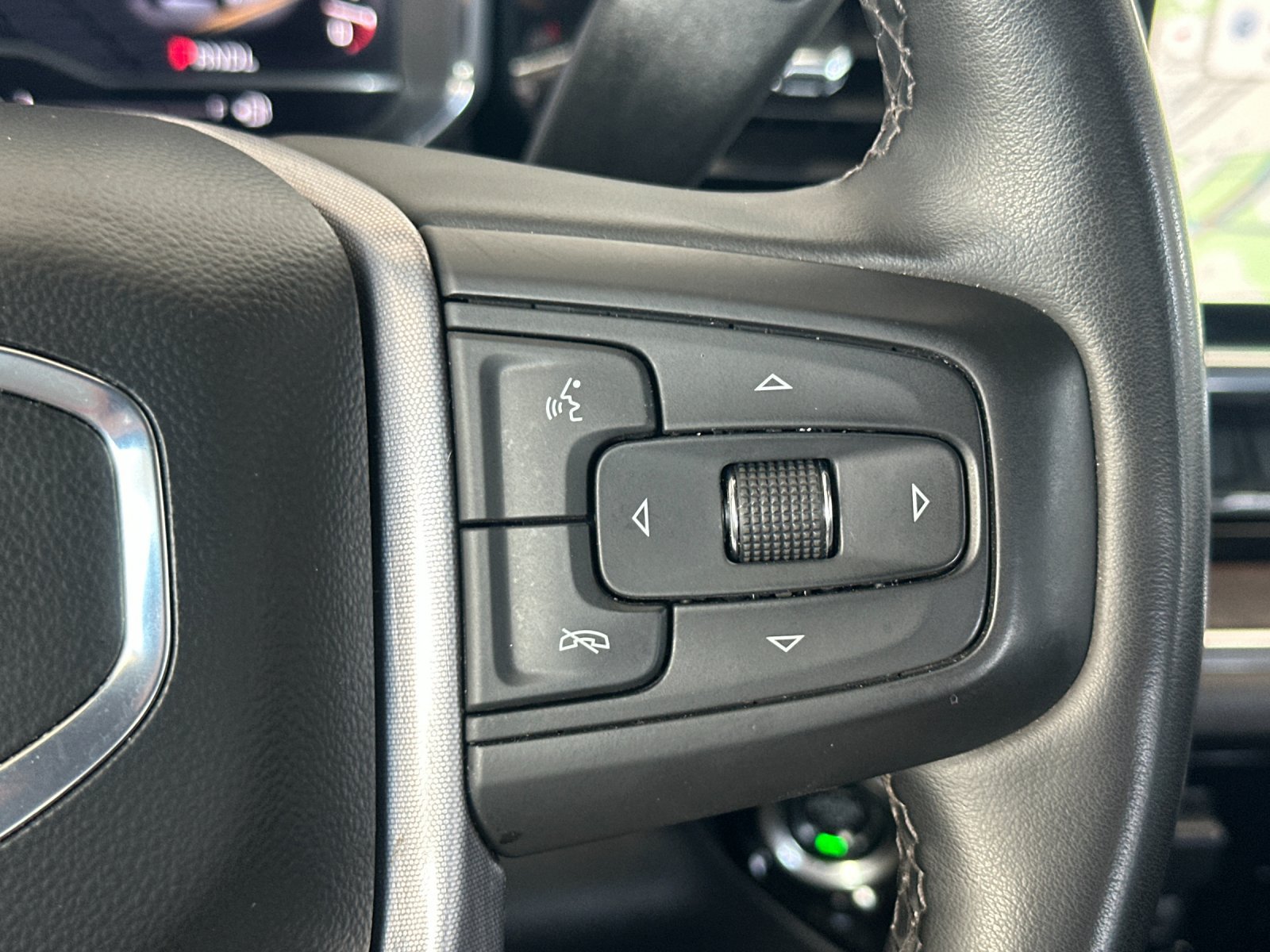 Used 2025 GMC Sierra 1500 SLT AWD/4WD image 28