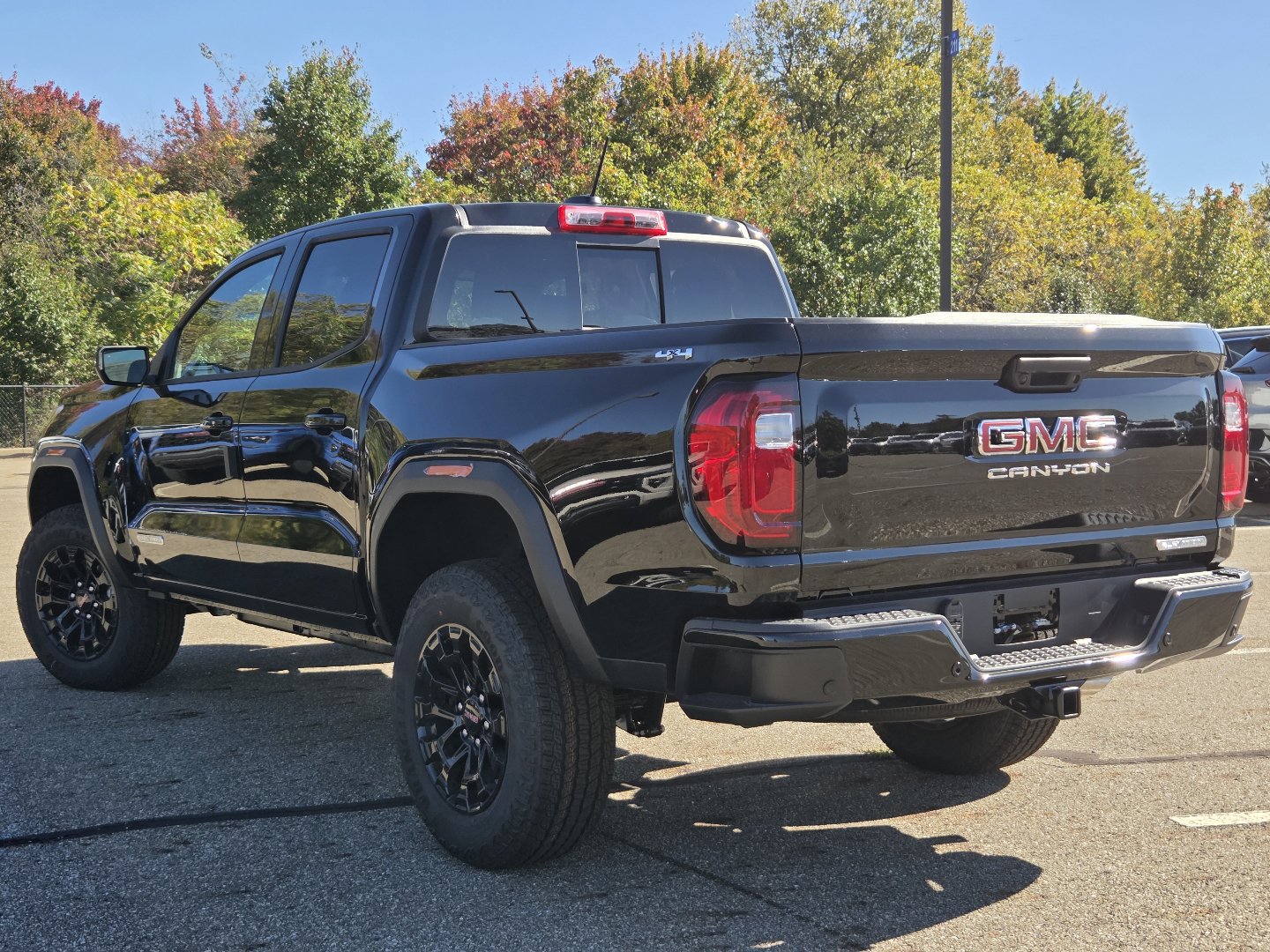 New 2026 GMC Canyon Elevation w/ Convenience Package AWD/4WD image 16