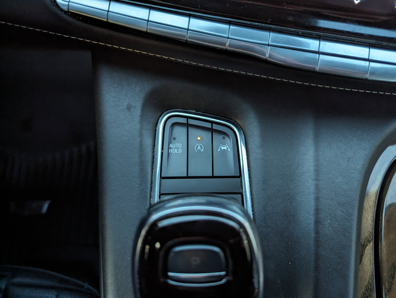 Used 2023 Cadillac Escalade Sport Platinum w/ LPO, Floor Liner Package image 22