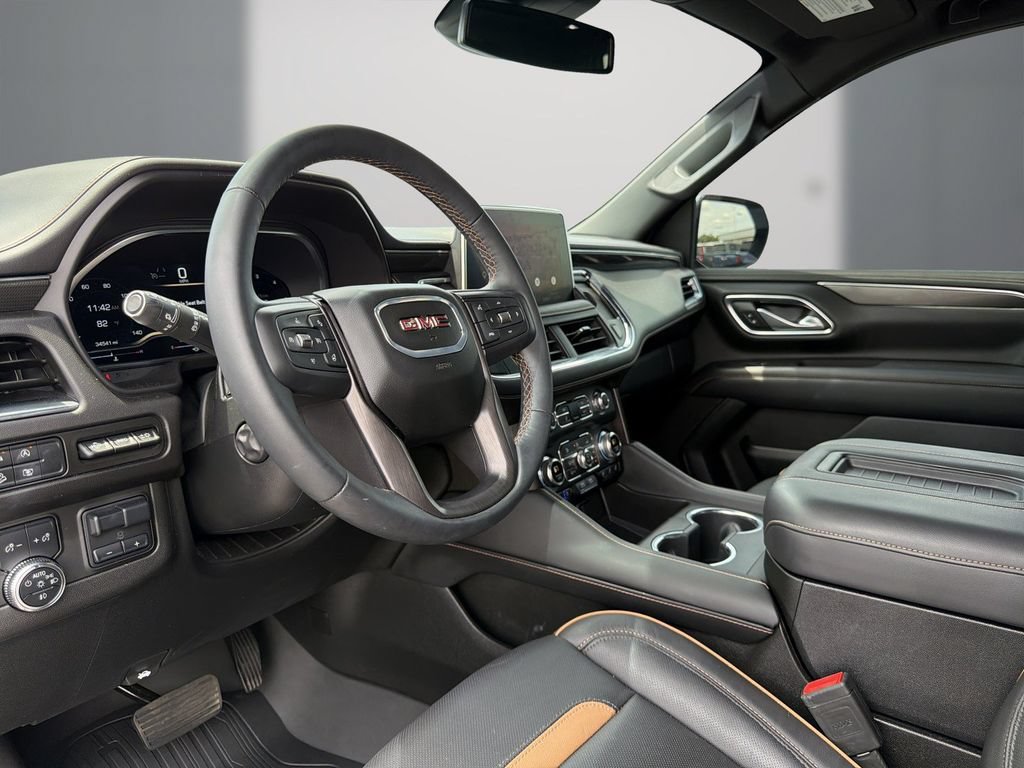 Used 2024 GMC Yukon AT4 w/ Technology Package AWD/4WD image 13