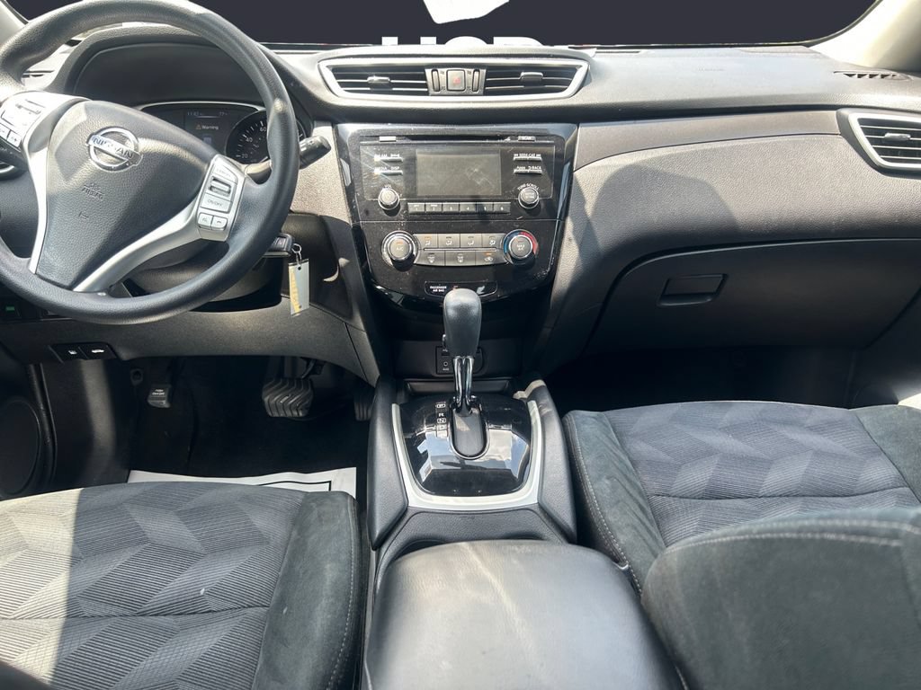 Used 2016 Nissan Rogue S AWD/4WD image 11