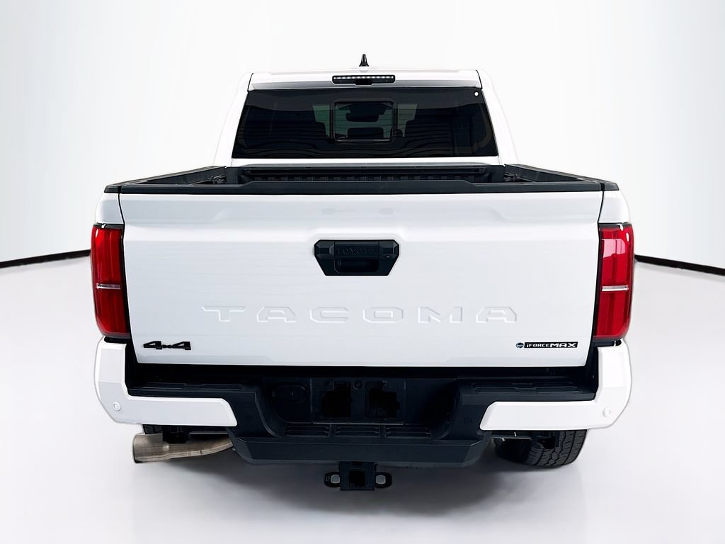 Used 2025 Toyota Tacoma Limited AWD/4WD image 6