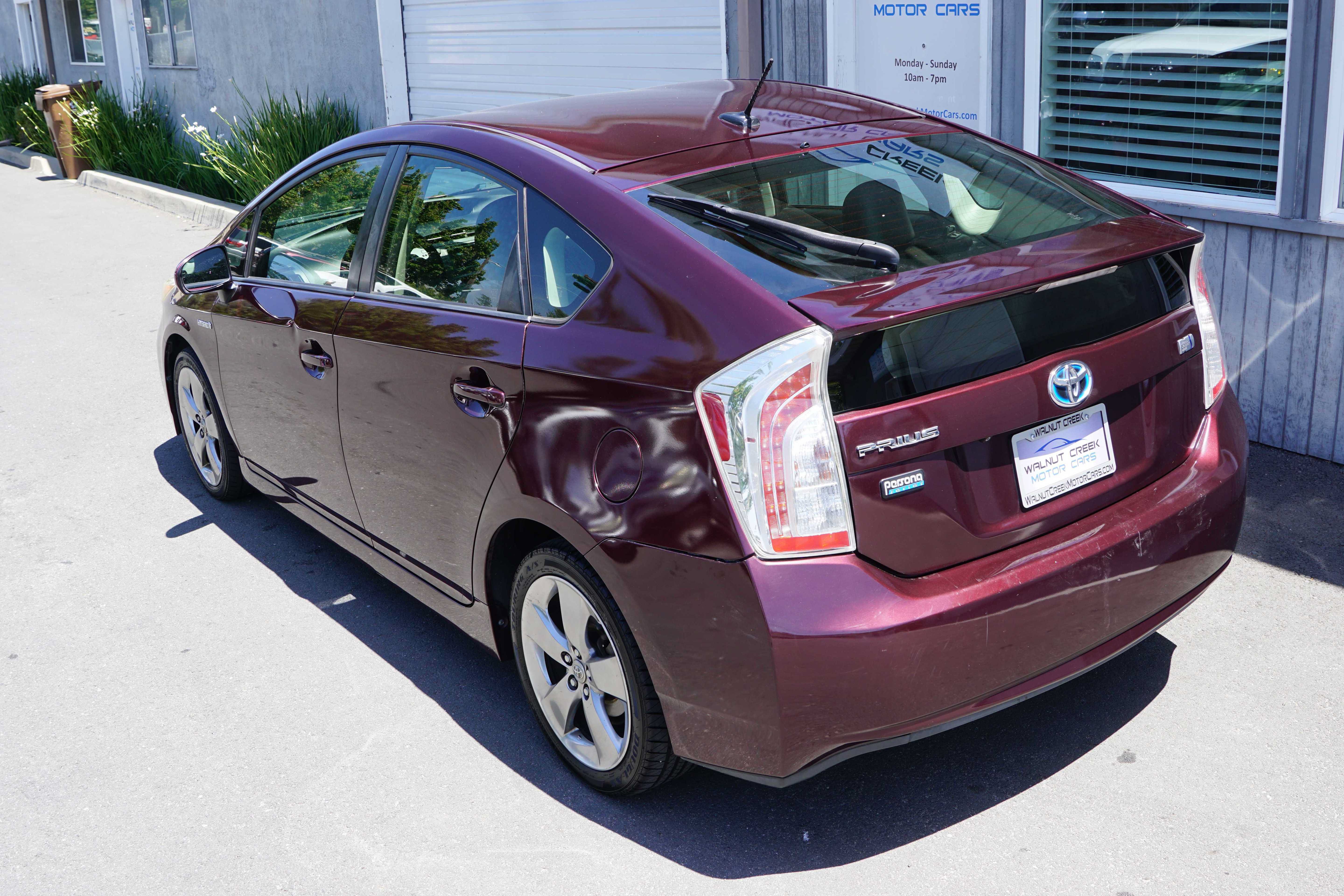Used 2013 Toyota Prius Persona Series FWD image 17
