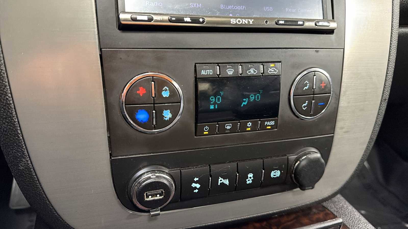 Used 2014 GMC Sierra 3500 SLT image 20