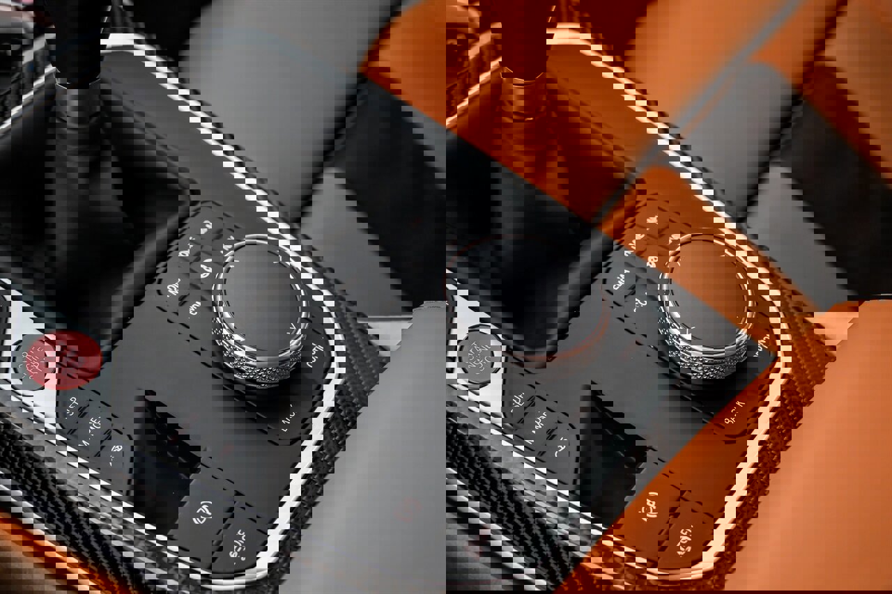 Used 2021 BMW M3 w/ Parking Assistance Package image 39