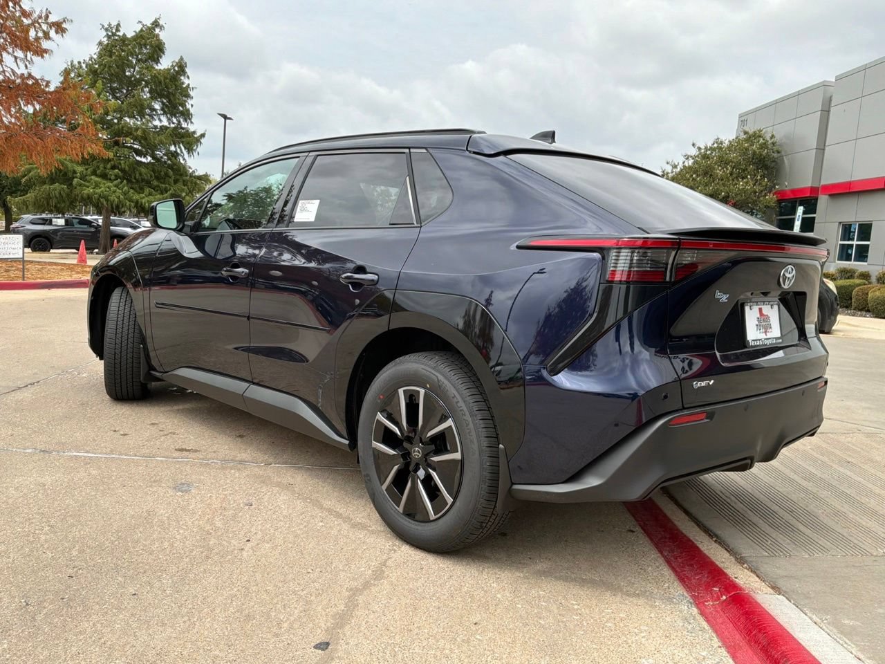 New 2026 Toyota bZ FWD image 7