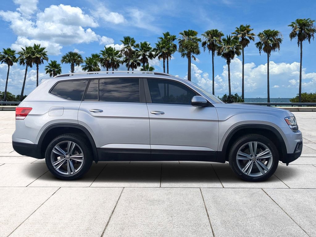 Used 2019 Volkswagen Atlas SE w/ Towing Package image 3