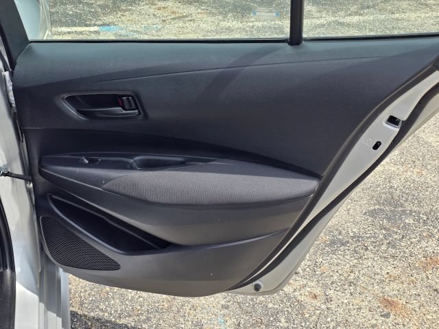 Used 2023 Toyota Corolla LE FWD image 14