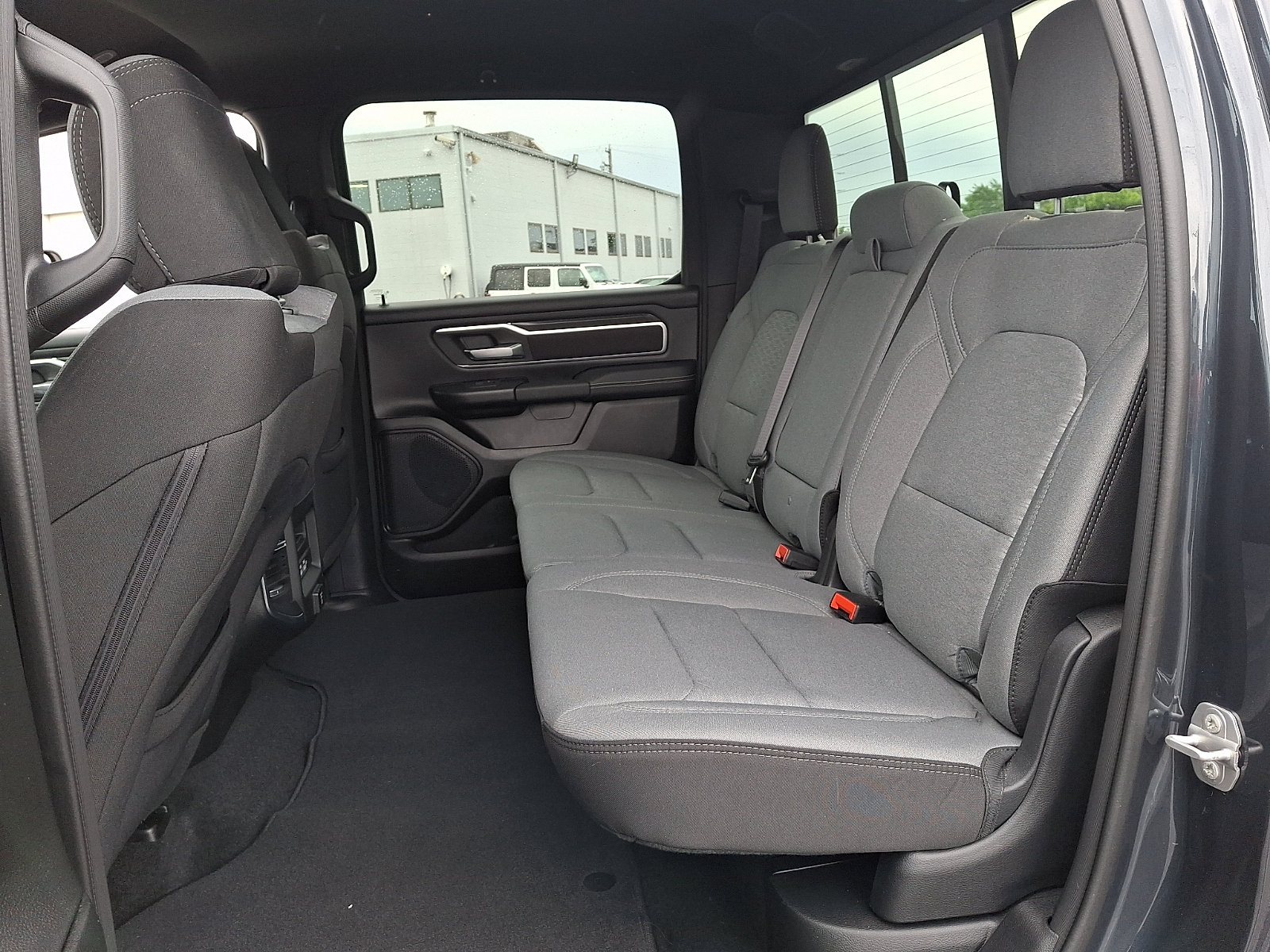 Used 2025 RAM 1500 Big Horn AWD/4WD image 10