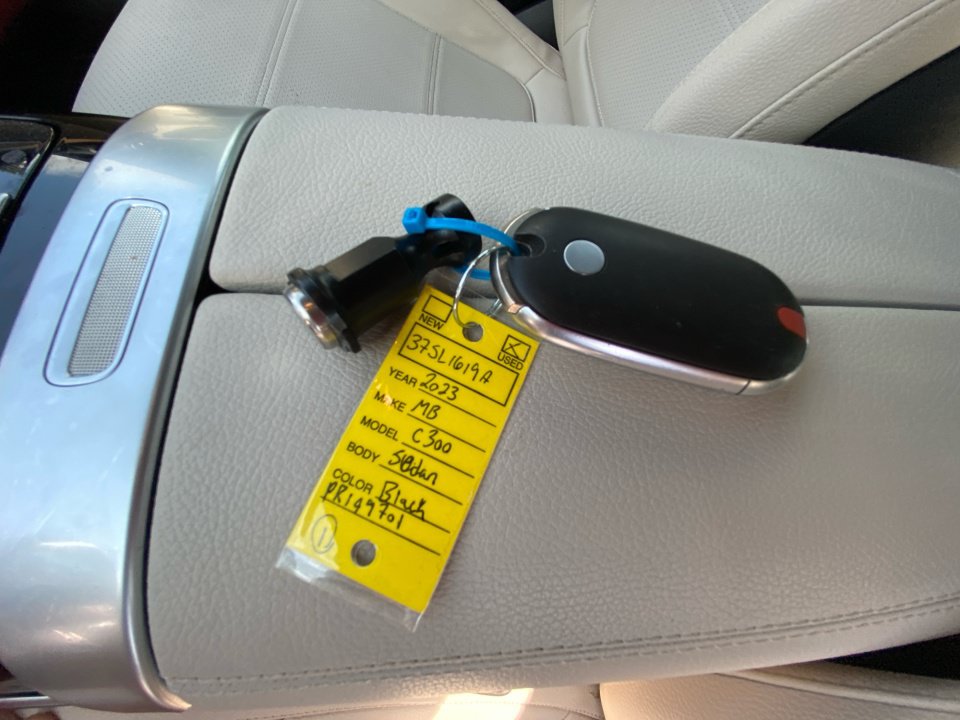 Used 2023 Mercedes-Benz C 300 4MATIC Sedan image 34