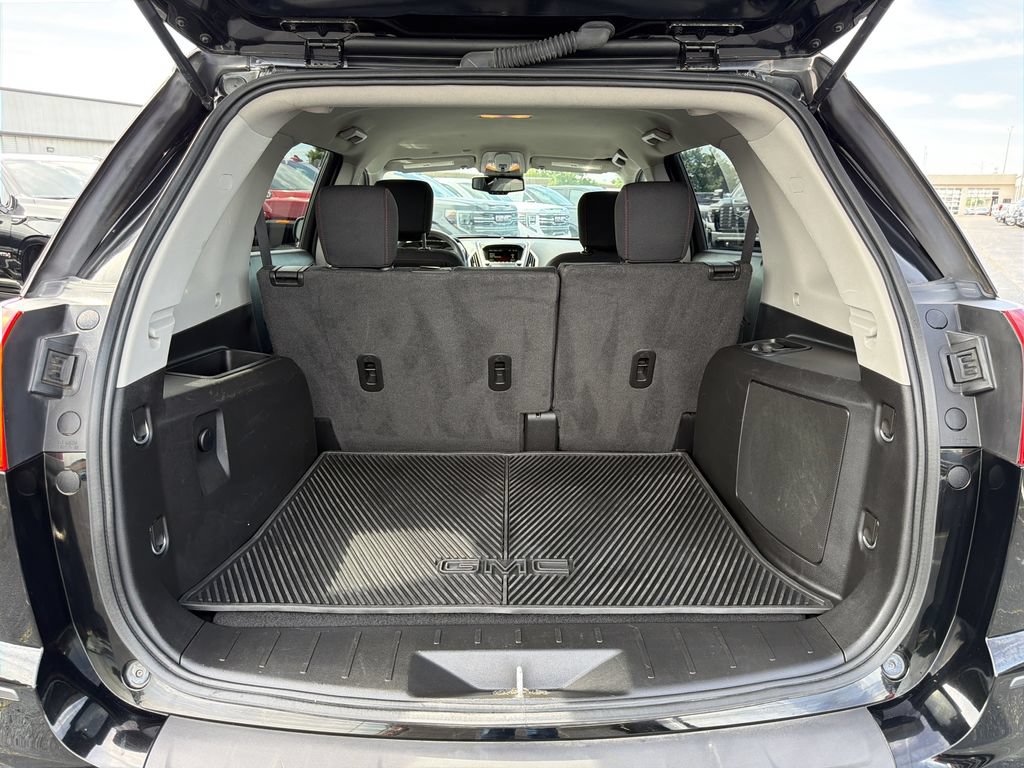 Used 2017 GMC Terrain SLE FWD image 12