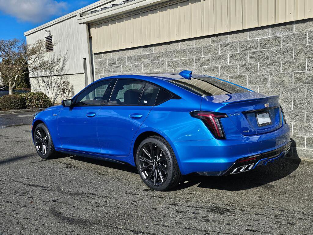 New 2026 Cadillac CT5 V image 4