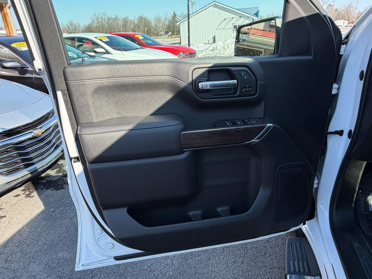 Used 2021 GMC Sierra 1500 SLT image 14