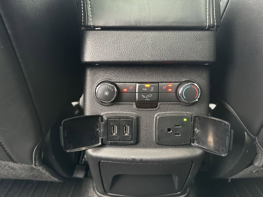 Used 2018 Ford Explorer Platinum image 28