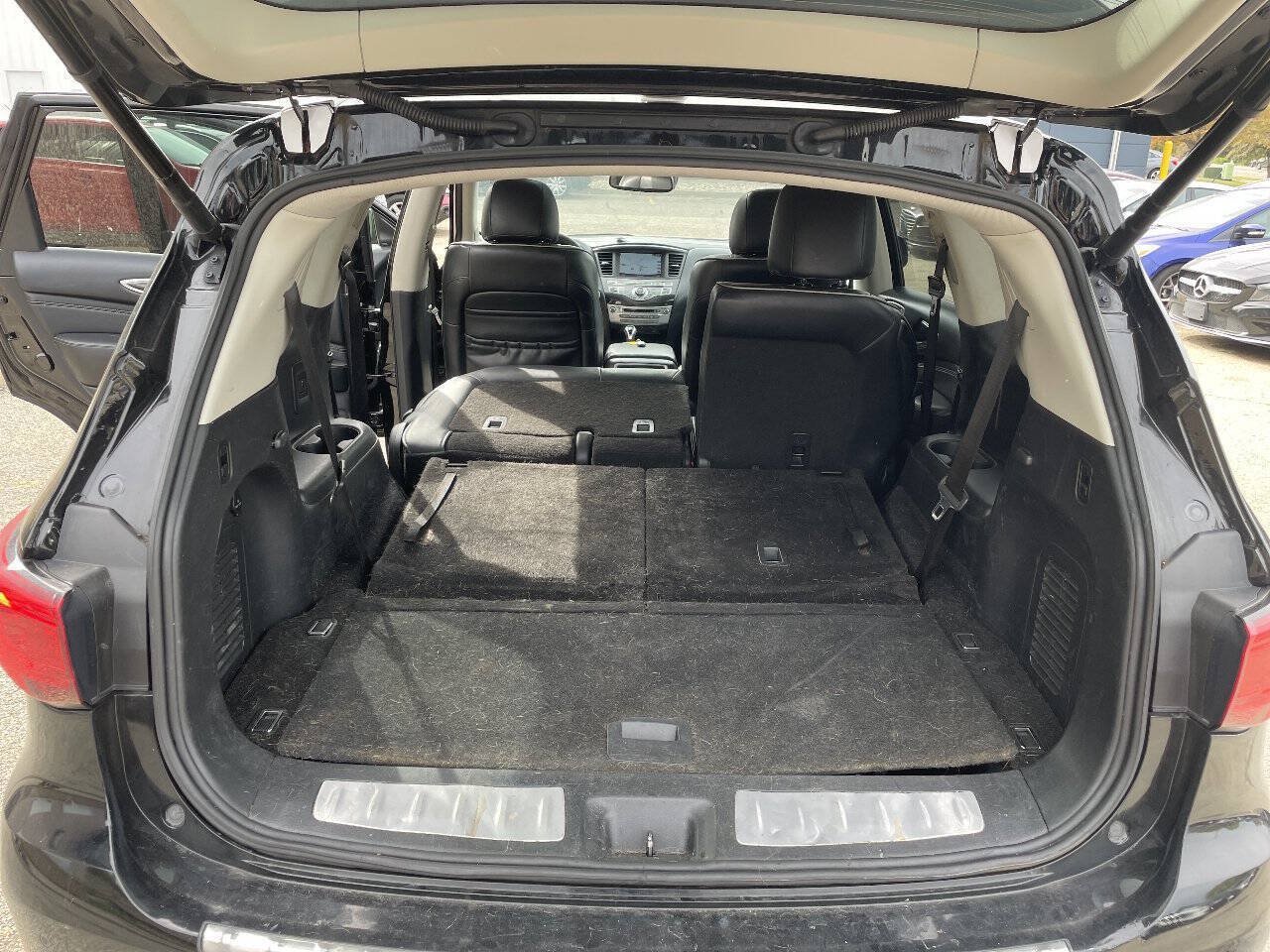 Used 2019 INFINITI QX60 Luxe w/ Essential Package AWD/4WD image 44