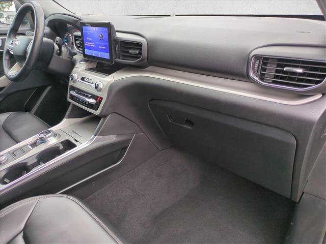 Used 2024 Ford Explorer XLT w/ Equipment Group 202A image 23