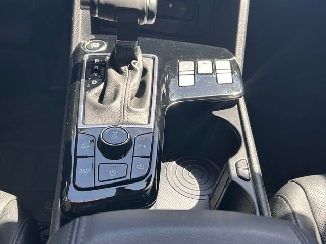 Used 2025 Kia Sportage SX image 34