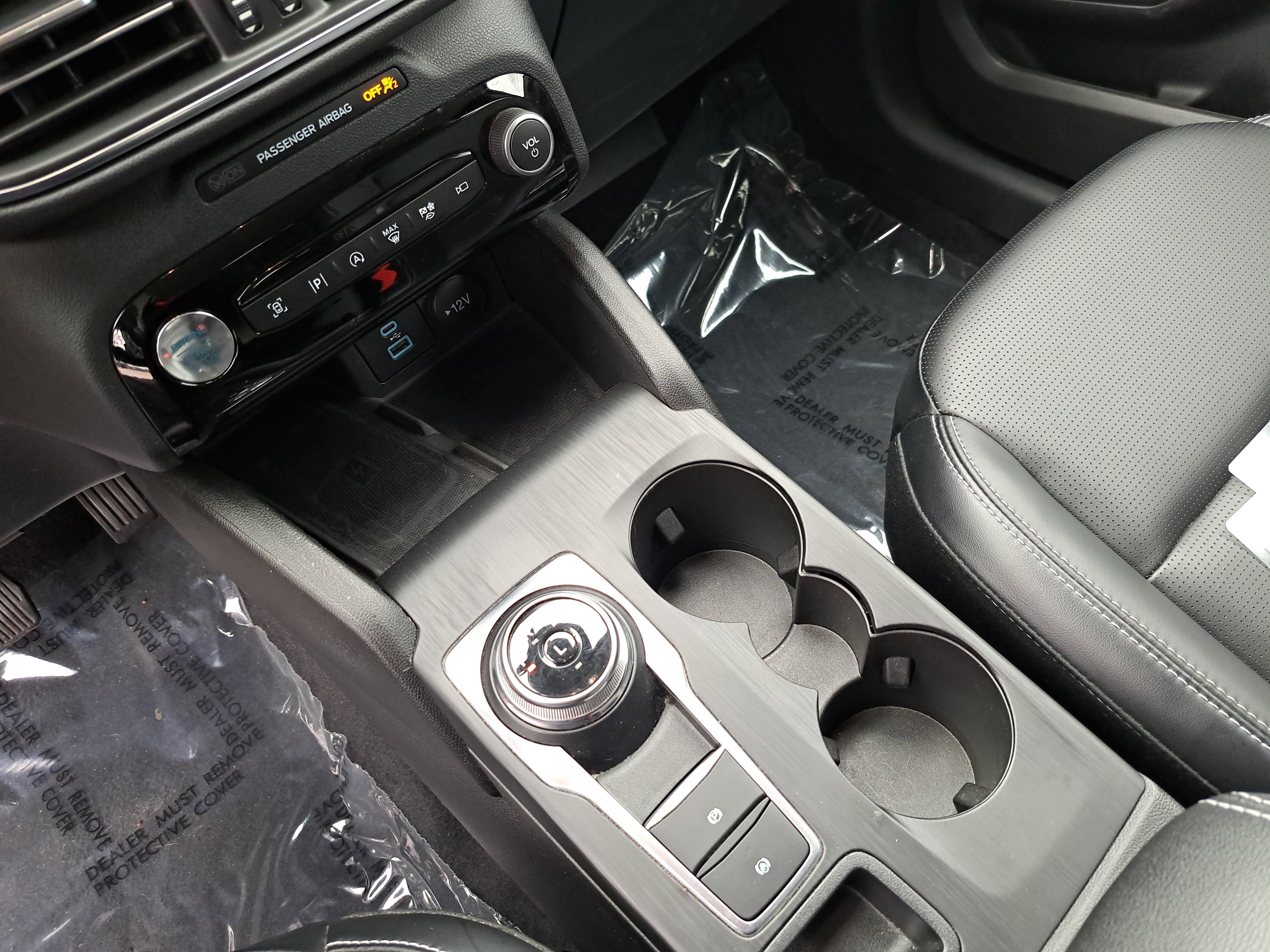 Used 2023 Ford Escape Platinum image 24