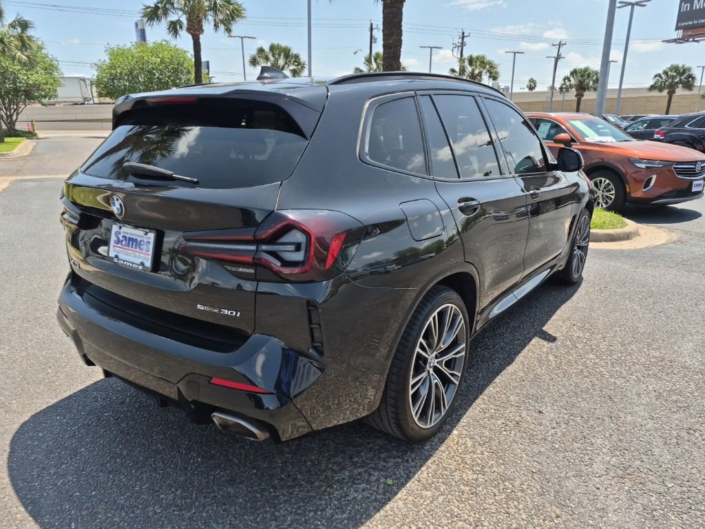 Used 2023 BMW X3 sDrive30i w/ M Sport Package image 5