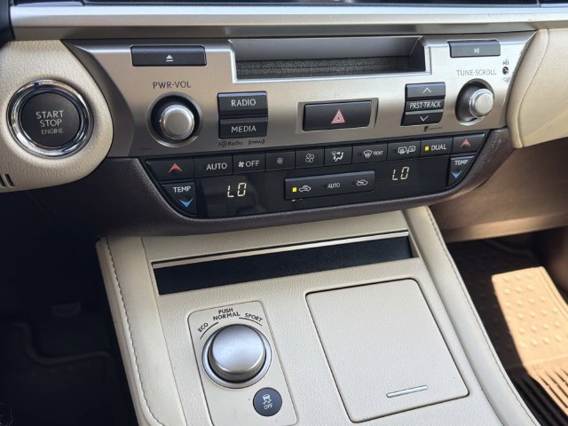 Used 2016 Lexus ES 350 w/ Accessory Package FWD image 30