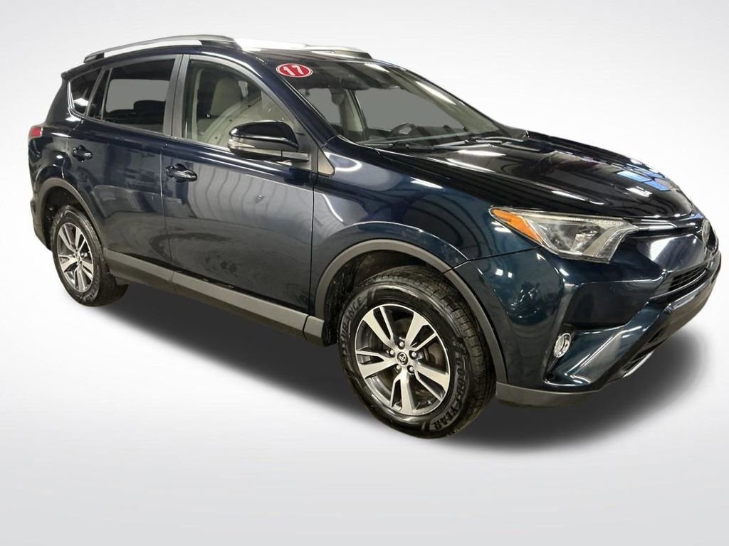 Used 2017 Toyota RAV4 XLE w/ Plus Special Value Package AWD/4WD image 8