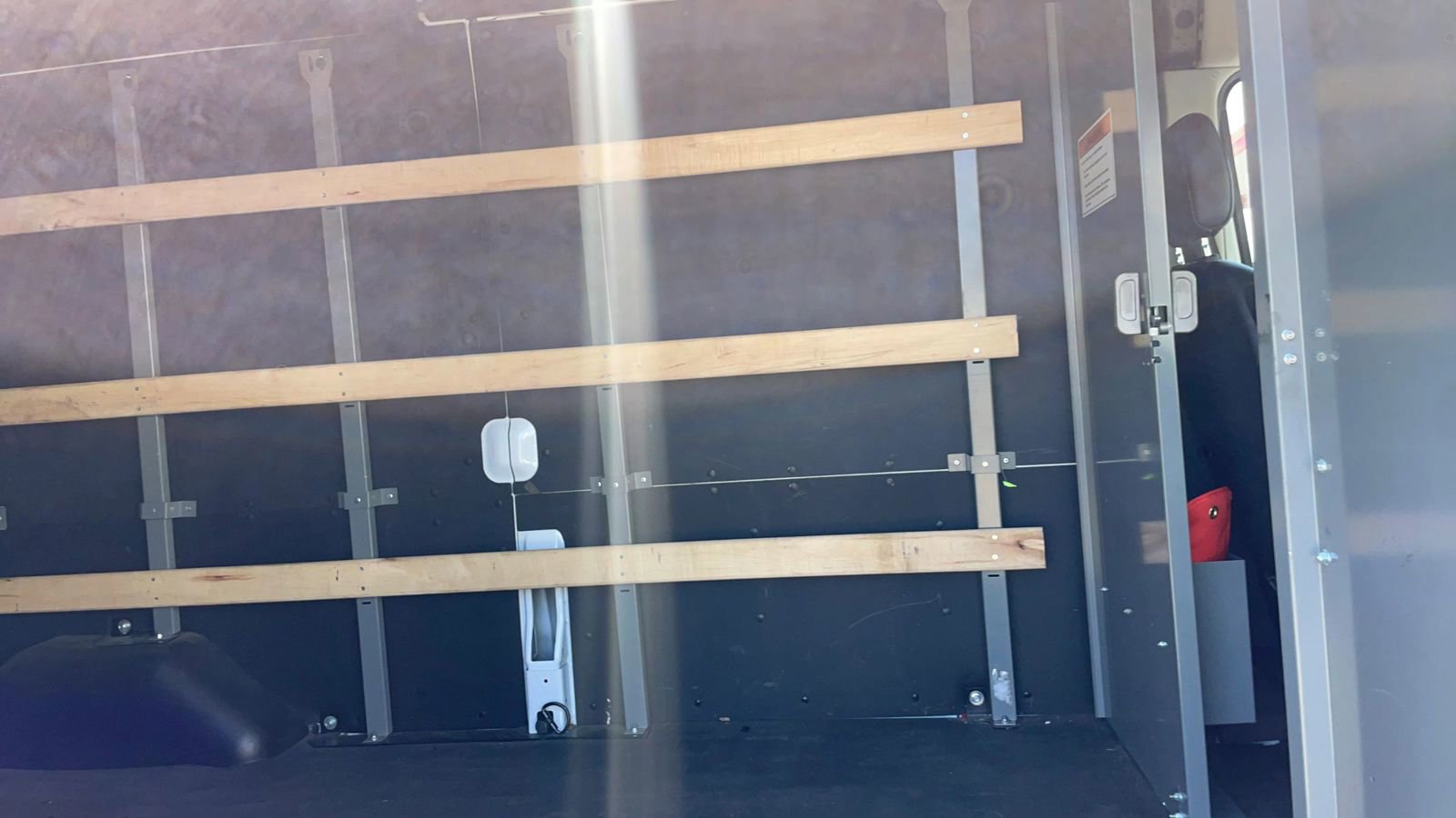 Used 2022 Ford E-Transit 148 High Roof w/ Load Area Protection Package RWD image 43