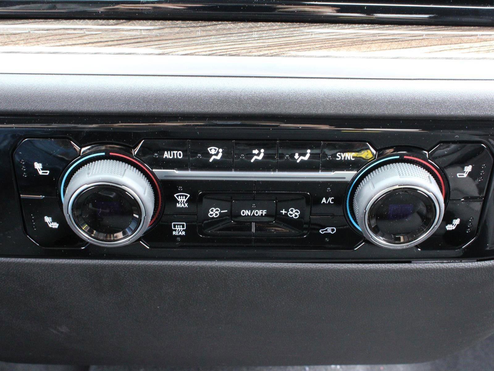 New 2025 Chevrolet Silverado 2500 LT w/ Convenience Package image 47