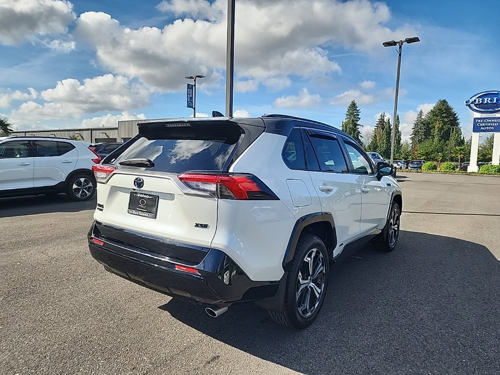 Used 2022 Toyota RAV4 XSE AWD/4WD image 5
