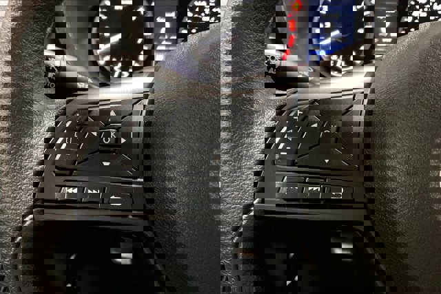 Used 2025 Nissan Sentra S image 18