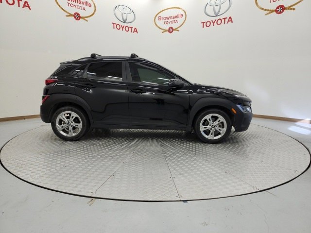 Used 2023 Hyundai Kona SEL w/ Convenience Package image 3