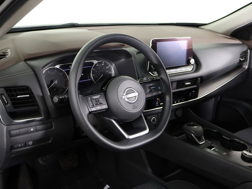 Used 2023 Nissan Rogue SV AWD/4WD image 24