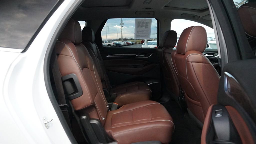 Used 2020 Buick Enclave Avenir w/ Avenir Technology Package image 22