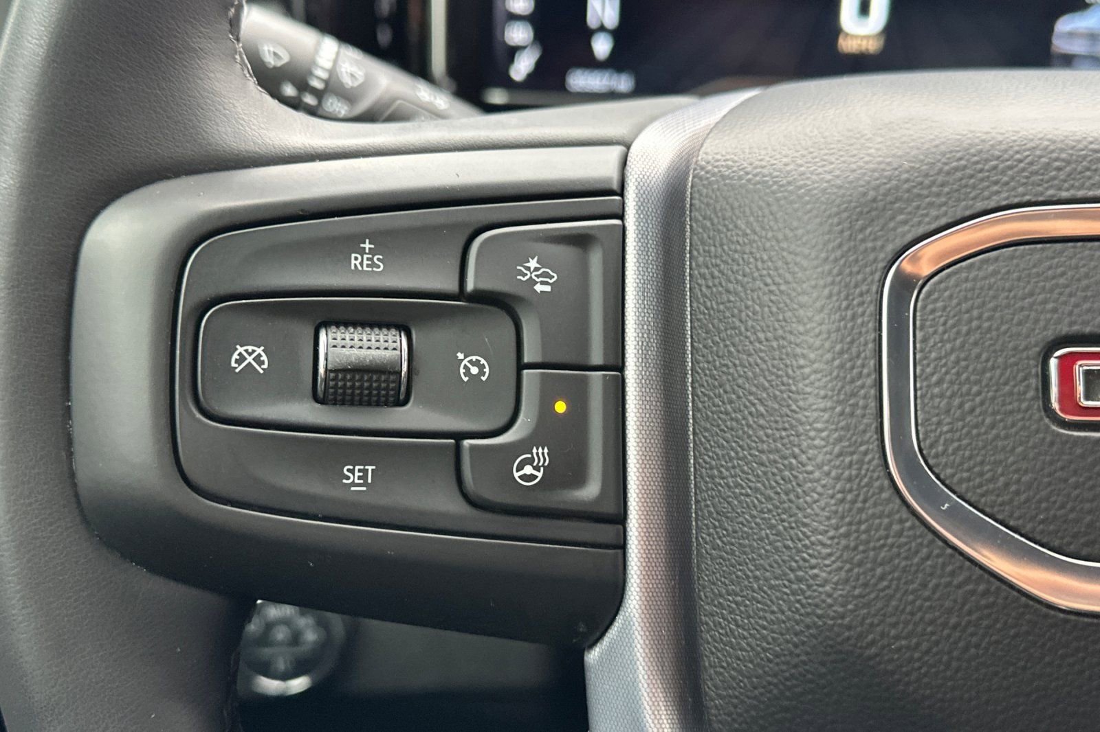 Used 2023 GMC Sierra 1500 Elevation image 30