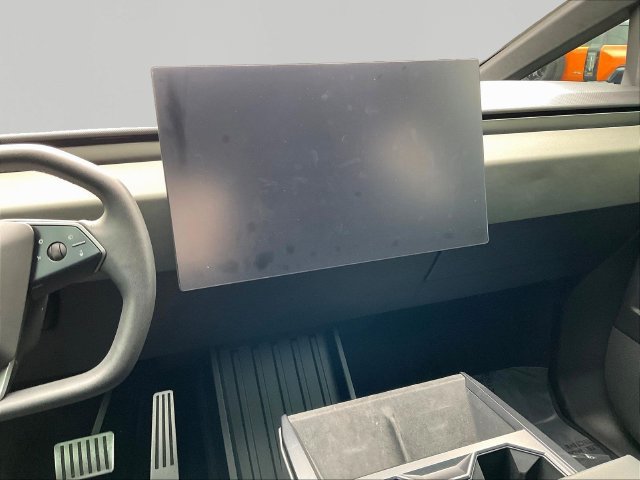 Used 2024 Tesla Cybertruck AWD Crew Cab image 12