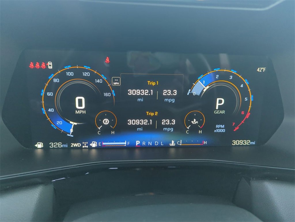 Used 2024 Chevrolet Colorado LT w/ LT Convenience Package II image 16