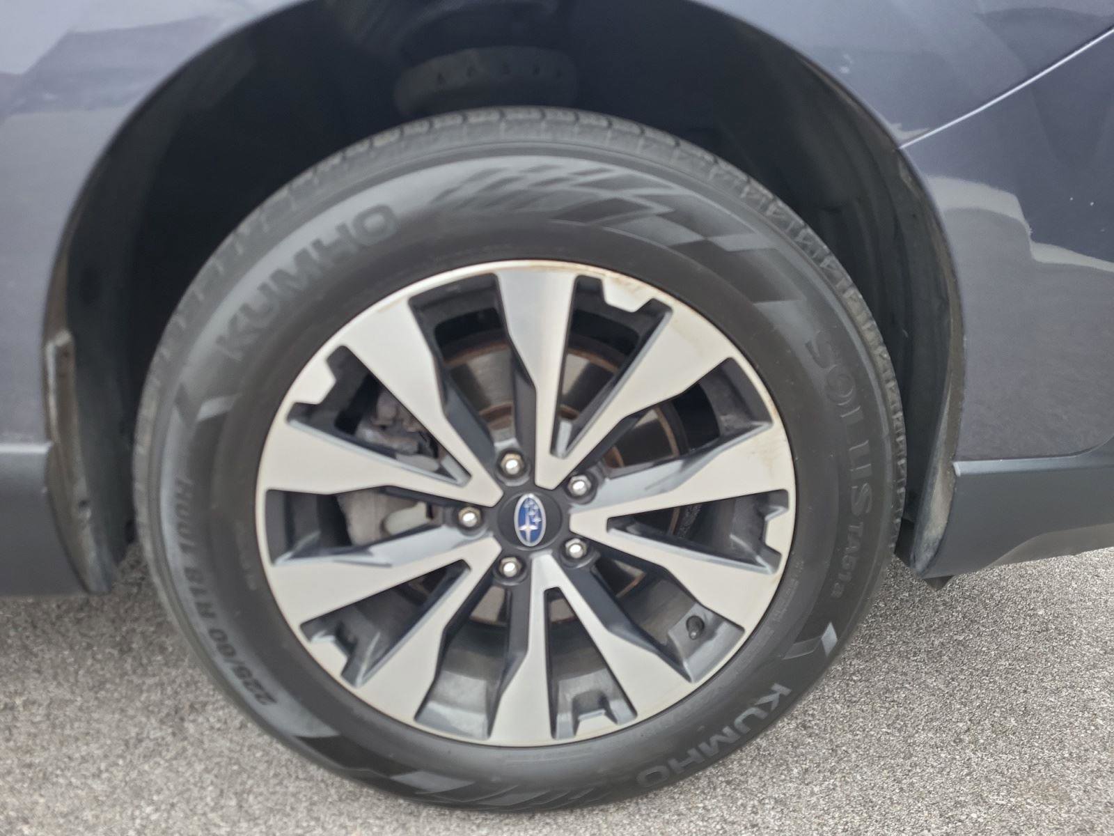 Used 2016 Subaru Outback 3.6R Limited image 31