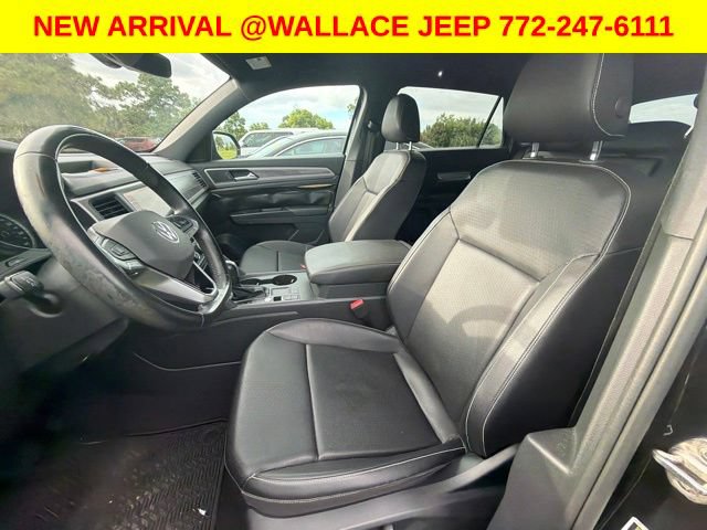 Used 2020 Volkswagen Atlas Cross Sport SE w/ Panoramic Sunroof Package FWD image 5