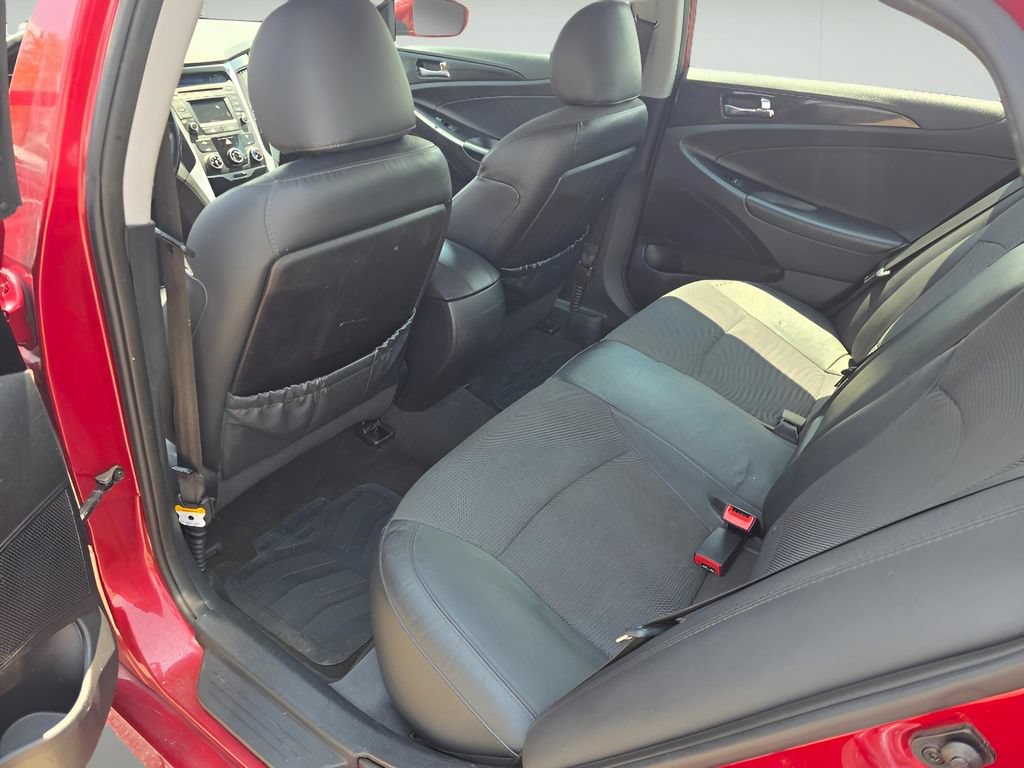 Used 2014 Hyundai Sonata SE FWD image 12