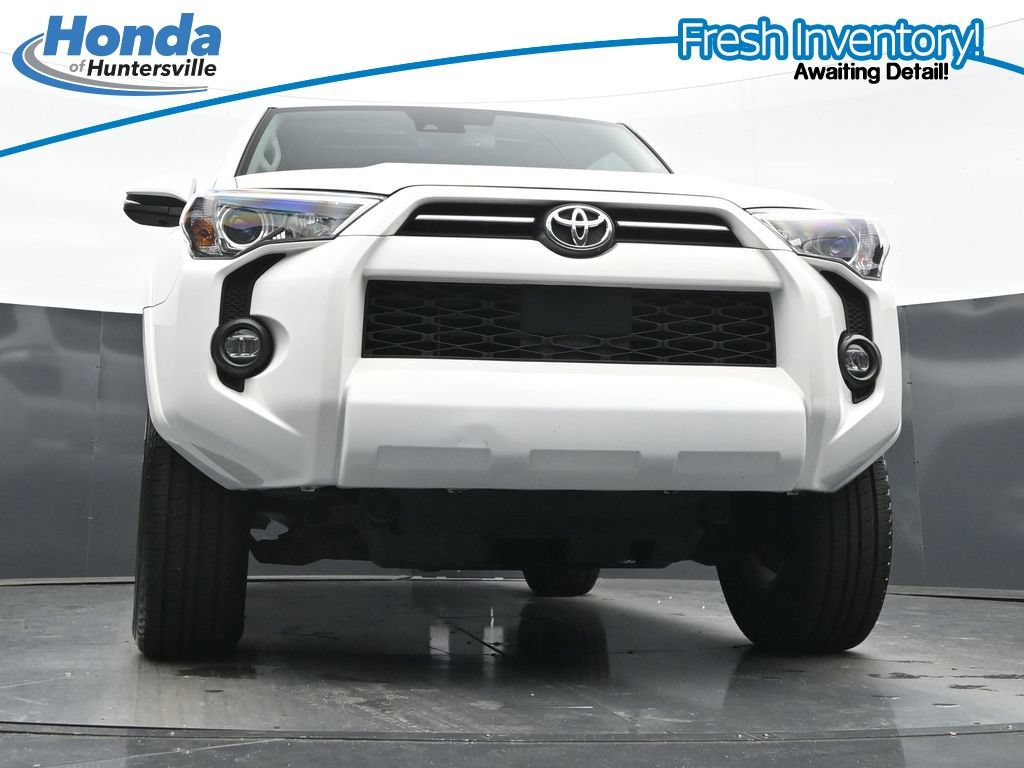 Used 2023 Toyota 4Runner SR5 Premium RWD image 28