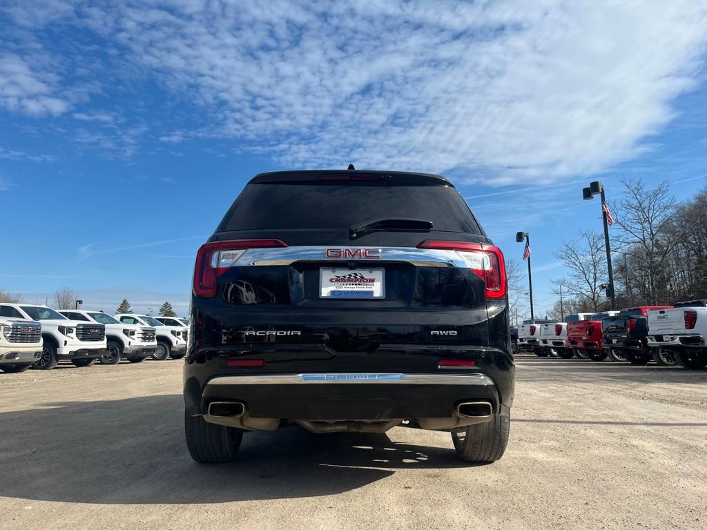 Used 2023 GMC Acadia Denali w/ Trailering Package image 7