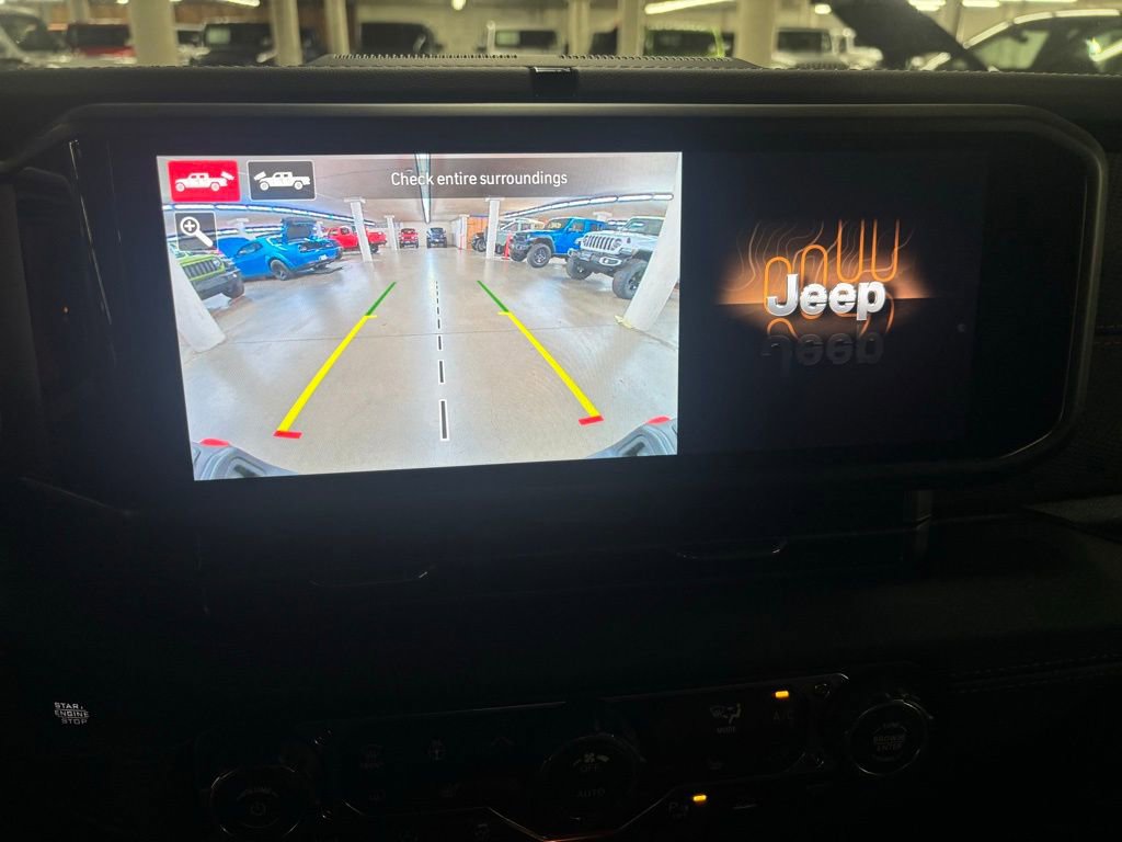 New 2025 Jeep Gladiator Rubicon w/ Safety Group image 16