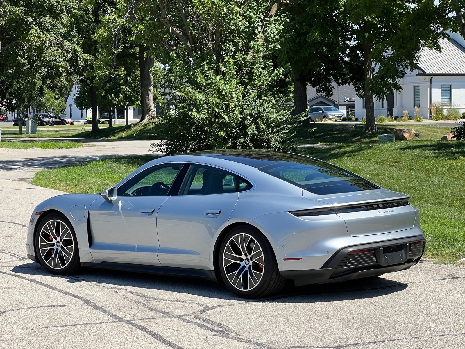 Certified 2022 Porsche Taycan 4S image 3