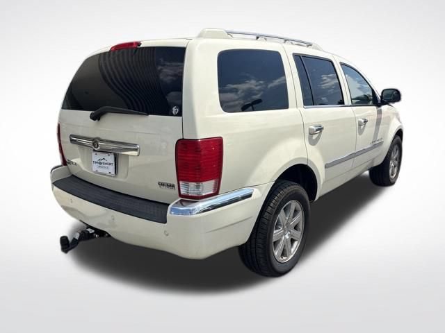 Used 2007 Chrysler Aspen Limited w/ Spring Special Group AWD/4WD image 2