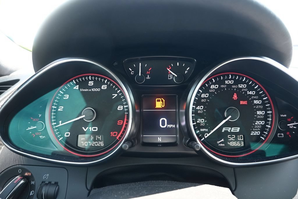 Used 2011 Audi R8 V10 AWD/4WD image 26