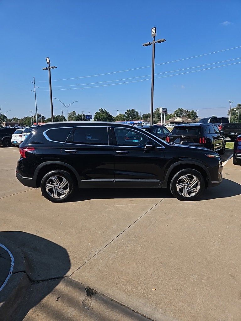 Used 2023 Hyundai Santa Fe SEL image 4