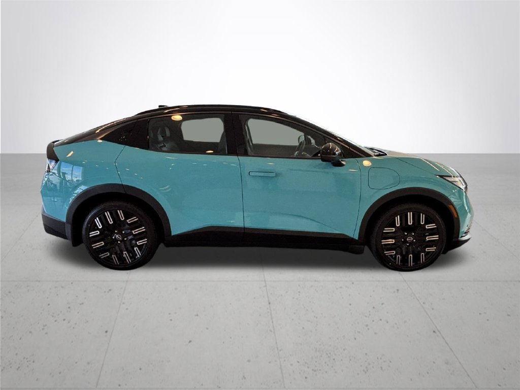 New 2026 Nissan Leaf Platinum+ w/ Cargo Package (Platinum+) FWD image 6